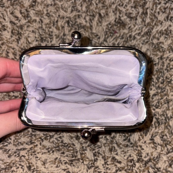 Vera Bradley Kiss Lock Coin Purse in the "Palm Floral" - Picture 4 of 4